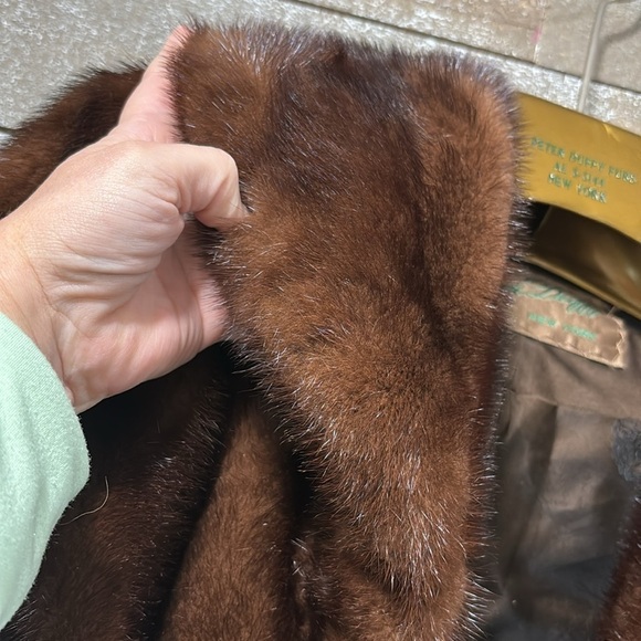 Peter Duffy Fur shoulder cape - Picture 4 of 10